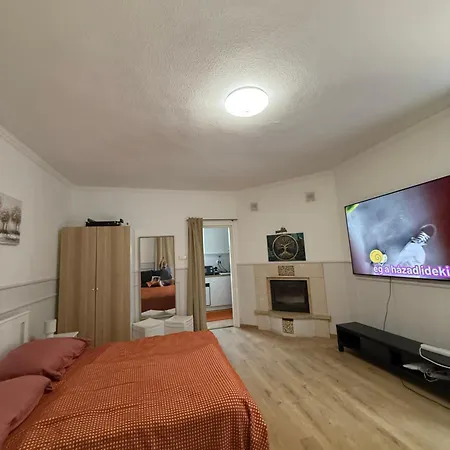 7csakra Vendeghaz Lägenhet *